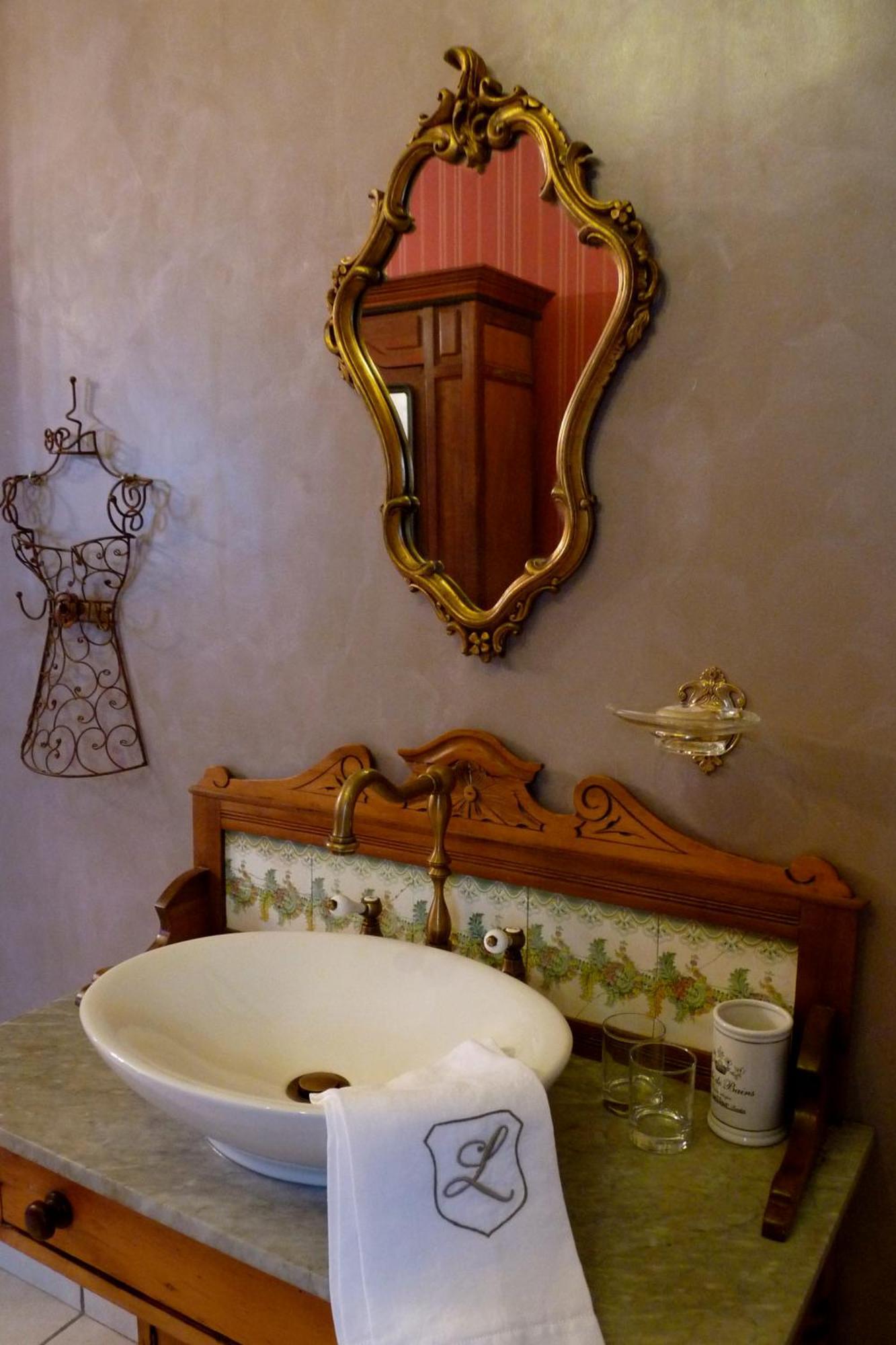 Lokanga Boutique Hotel Антананариву Стая снимка